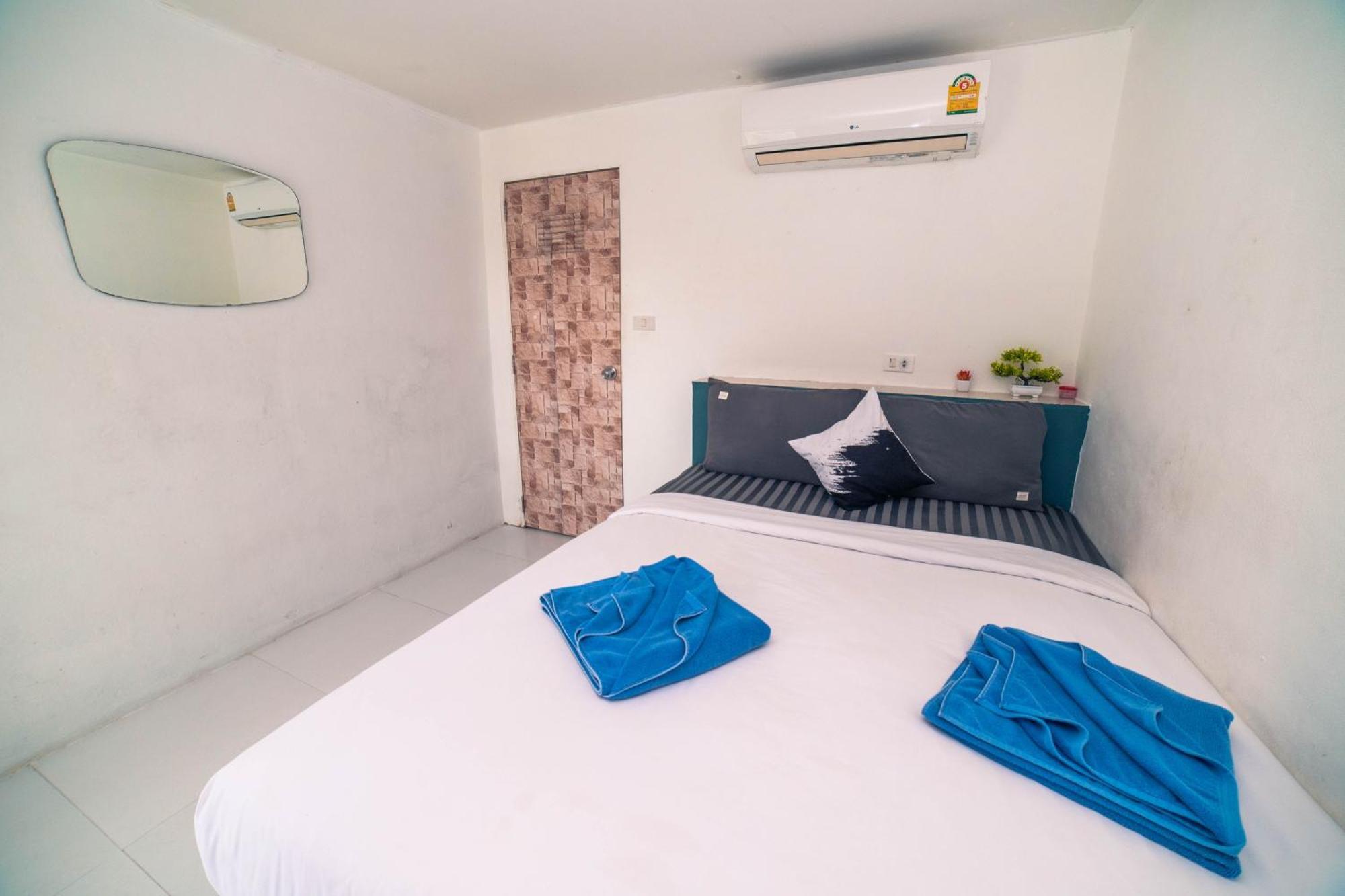 Phangan Padel Club Hotel Bantaj Kültér fotó